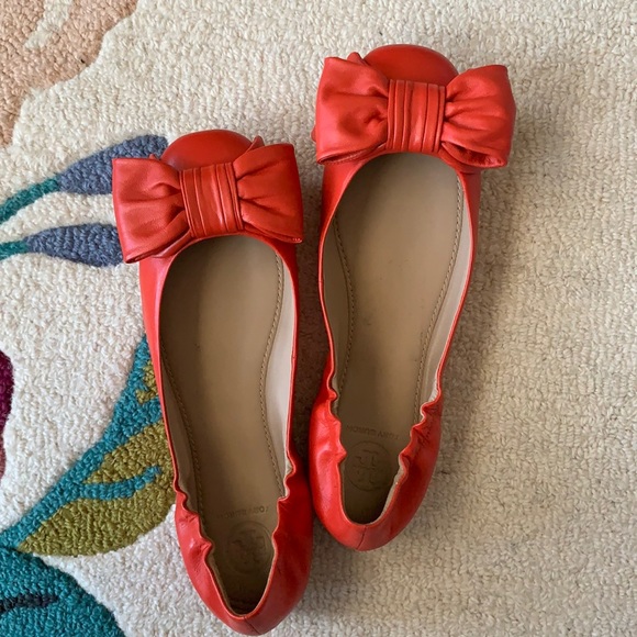 Tory Burch Shoes - NWOT Tory Burch Divine Bow Ballerina Flats - Samba